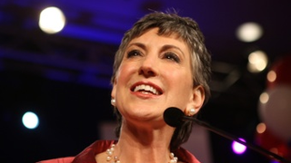 Carly Fiorina Is Sorry That You Overheard Her Comments About Barbara Boxer's Hair